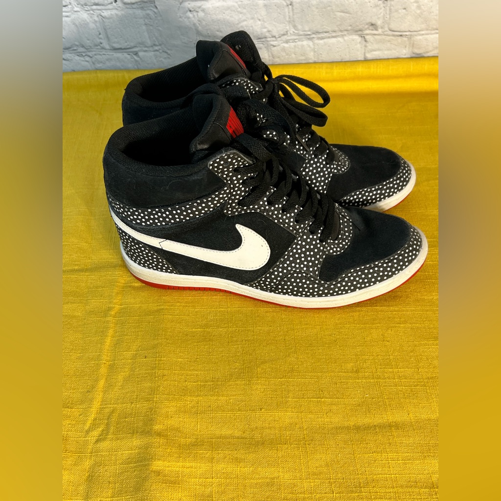 Nike Force Sky High Wedge Heel Sneaker Shoes Polka Dot Women’s Size 10